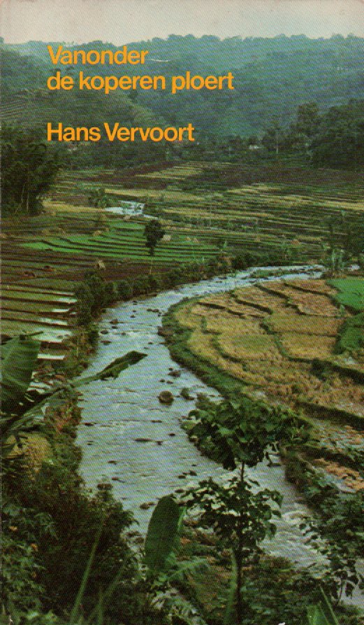 Vanonder de koperen ploert