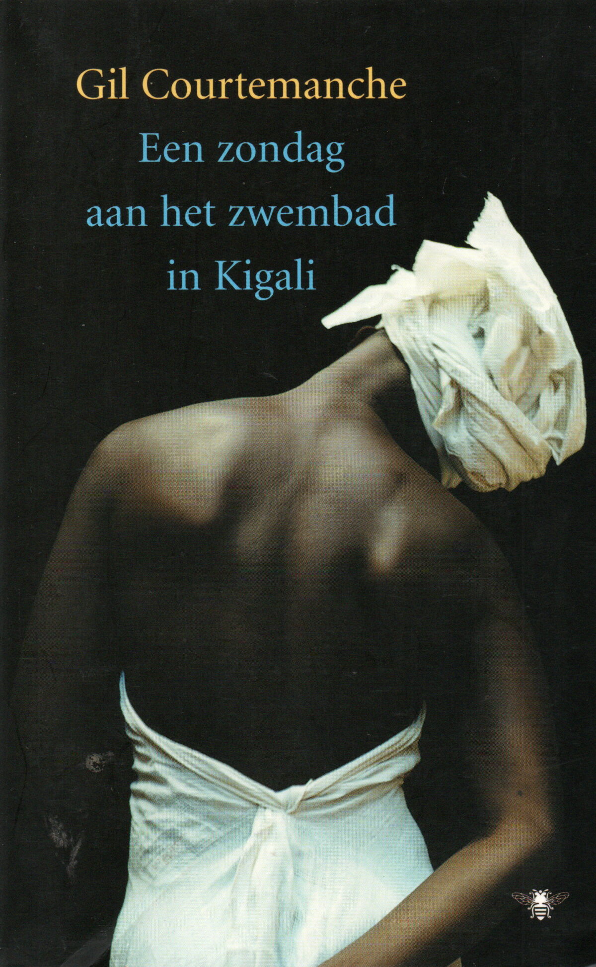 Een zondag aan het zwembad in Kigali