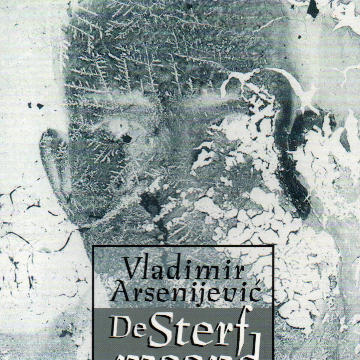 De Sterfmaand - Een soap-opera - De de erste belangrijke roman uit voormalig Joegoslavië -